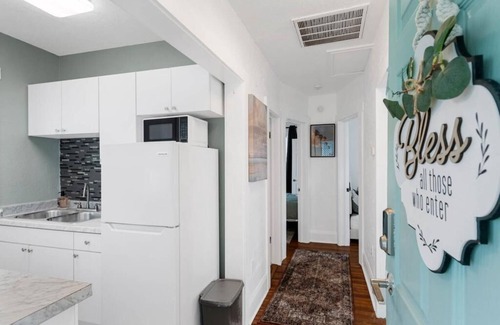 Virginia Park Apartamento | Cozy Space, 5beds w/Free Parking, Near Raymond James Stadium & Amalie Arena