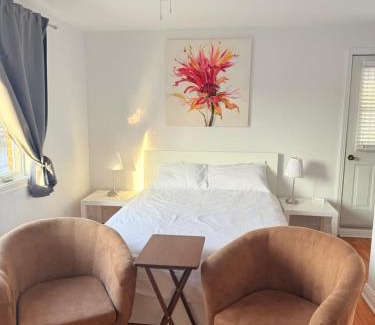 Longue-Pointe Apartamento | Cozy & spacious 3 BDR condo