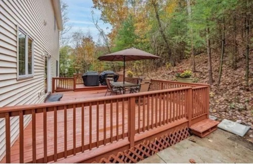 Ware Casa | Cozy, Spacious and Quiet 2-bedroom house with Central AC, WiFi and fitness room