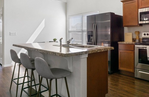 Bentonville Casa | 3 Bedroom Retreat: Sleeps 8, Workspace, & Amenities