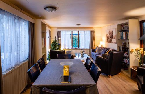Krachtighuizen Casa | COZY & SPACIOUS PLACE ON A QUIET SPOT IN THE MIDDLE OF THE NETHERLANDS with free use of 2 women's and 2 men's bikes plus child seat