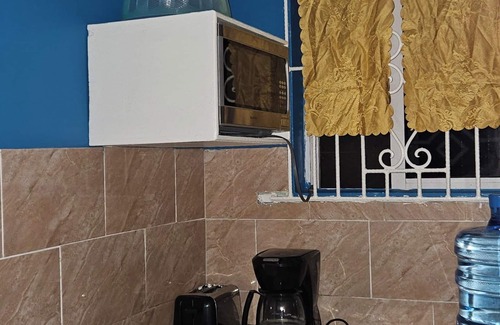 Spanish Town Zone Apartamento | Cozy Spanish Town Hide-Away