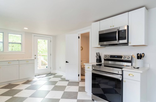 St. Elmo Improvement League Casa | Cozy St Elmo Home