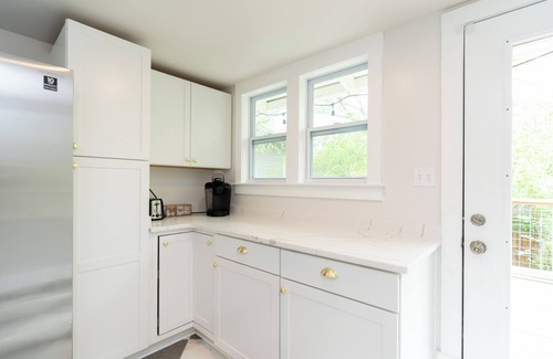 St. Elmo Improvement League Casa | Cozy St Elmo Home