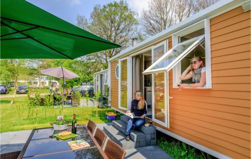 Hoogersmilde Otro | Cozy StaCaravan In Hoogersmilde