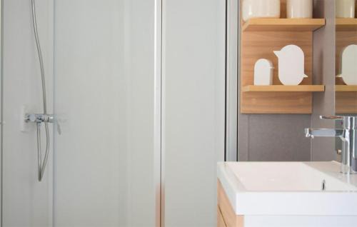 Hoogersmilde Otro | Cozy StaCaravan In Hoogersmilde