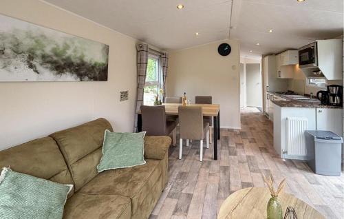 Biddinghuizen Otro | Cozy Stacaravan In Biddinghuizen