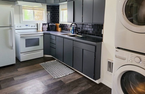 Dickinson Condominio | Cozy stay near Dickinson State University