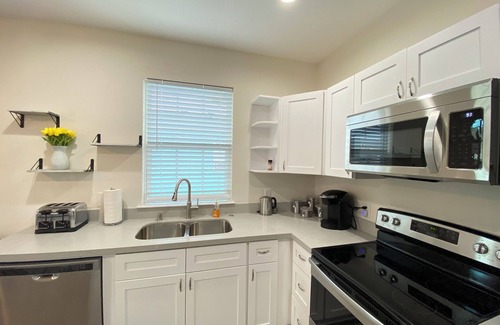 Saint Roch Apartamento | Cozy Stay Near French Quarter - Bourbon Street - 5 min from Mardi Gras Route