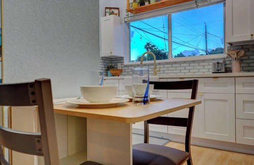 Miramar Apartamento | Cozy Stay Near Hardrock Stadium Private Serene Backyard