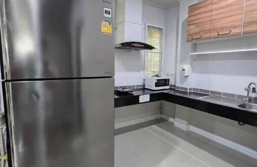 Srisa Chorakhe Noi Apartamento | Cozy Stay near Suvarnabhumi Airport