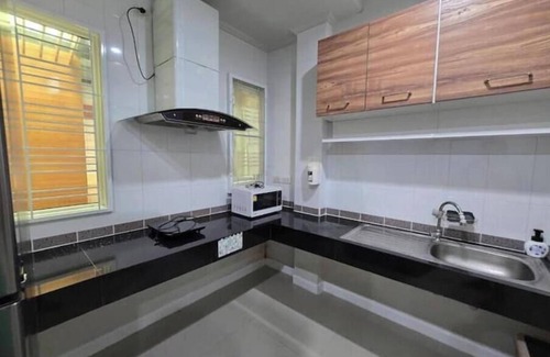 Srisa Chorakhe Noi Apartamento | Cozy Stay near Suvarnabhumi Airport