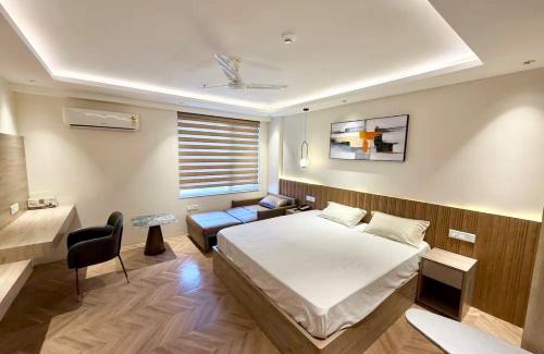 Jaypee Greens Hotel | Cozy Stays