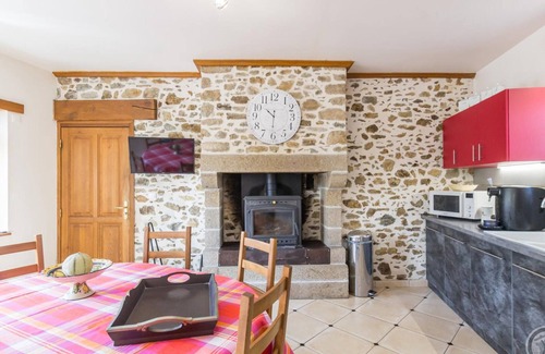 Montsurvent Cabaña | Casa Independiente con Jardín, Cerca del Mar - Ideal para Familias y Mascotas