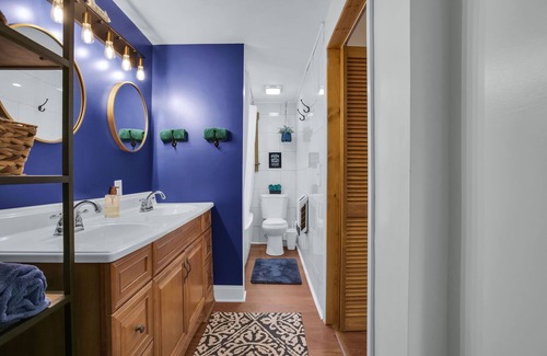Skyland Cabaña | Cozy stone Cottage on Rushing creek porch, soaking tub, & fire-pit pet friendly