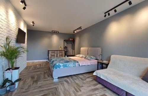 Solomjanskyj Apartamento | Cozy studio 10 minutes to Central Railway Station