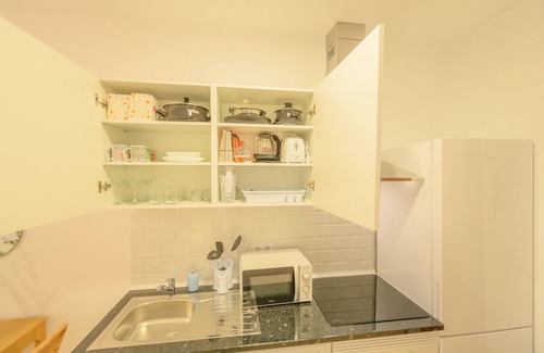 Ciudad Lineal Apartamento | Acogedor Apartamento Tipo Estudio cerca de la Plaza de Toros en Ventas