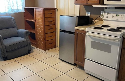 Mesa Apartamento | Cozy Studio Attached to the House