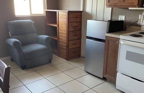 Mesa Apartamento | Cozy Studio Attached to the House