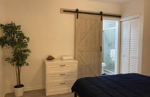 Tampa Heights Apartamento | Cozy Studio Bungalow Steps To Armature Works