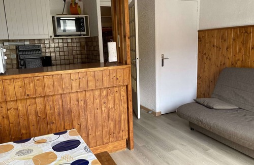 Jeux Apartamento | Estudio acogedor para 4 en el corazón de L'Alpe d'Huez, ¡a 400m de las pistas!