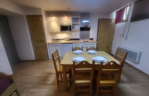 Montgenevre Apartamento | Estudio acogedor para 4 personas en pistas con WiFi en Montgenèvre