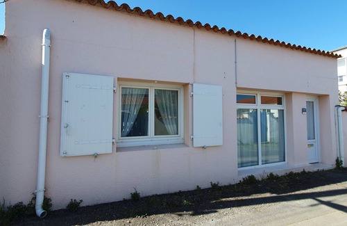 LʼAiguillon-sur-Mer Apartamento | Acogedor estudio nuevo cerca de la playa y el puerto, ideal para 2 personas