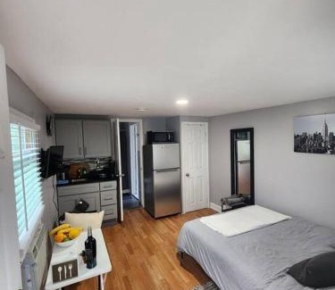 Queens Apartamento | Cozy studio in a lovely area