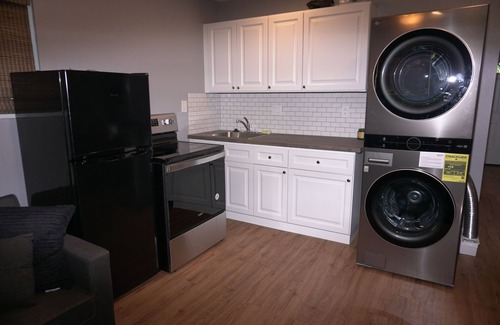 Southeastern Sacramento Apartamento | Cozy studio in beautiful Sacramento with AC and more amenities.
