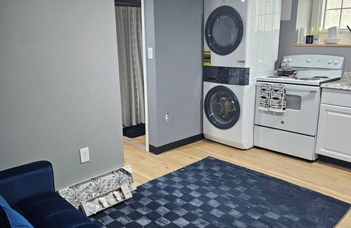 Saint Josephs Apartamento | Cozy studio in charming Baltimore with WiFi