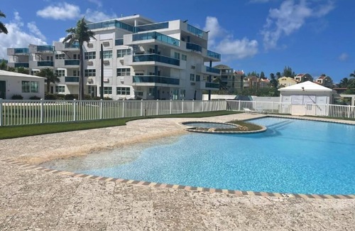 Mediania Alta Apartamento | Cozy Studio in CostaMar Beach Village PR