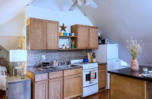 Tyler Park Apartamento | Cozy Studio in the Highlands, KY!