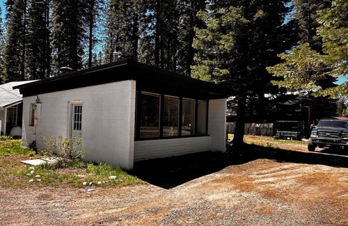 Westwood Cabina | Cozy studio in the woods