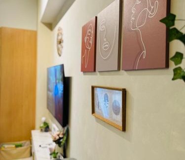 Pinagsama Apartamento | Cozy Studio in Viceroy Near Venice Mall