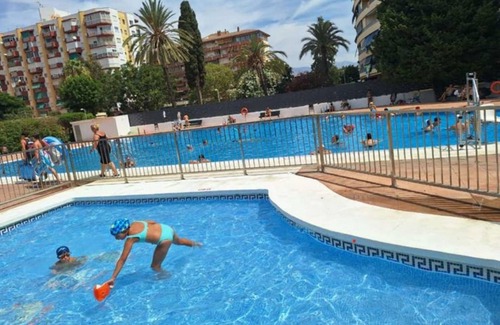 Torre del Mar Apartamento | Acogedor estudio cerca de la playa con piscina.
