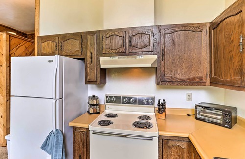 Mount Shasta Apartamento | Cozy Studio Near Hiking & Skiing, Walk to Downtown