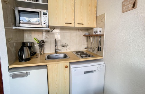 Les Almes Apartamento | Estudio cerca de pistas con balcón y vista al este