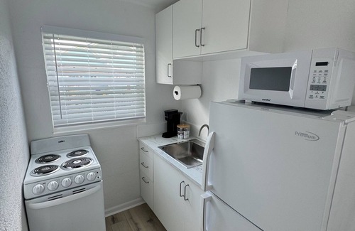 Southwest Apartamento | Cozy Studio Nestled In the heart of WPB