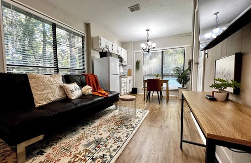 Gainesville Apartamento | Cozy Studio Retreat in Central Gainesville – Minutes to UF & Shands