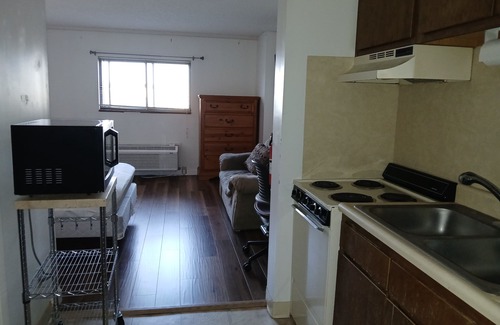 Old North Columbus Apartamento | Cozy studio right next to your football game!