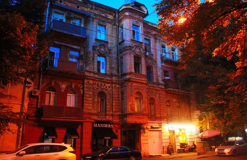 Odessa City Center Apartamento | Cozy studio with balcony in the center of Odesa
