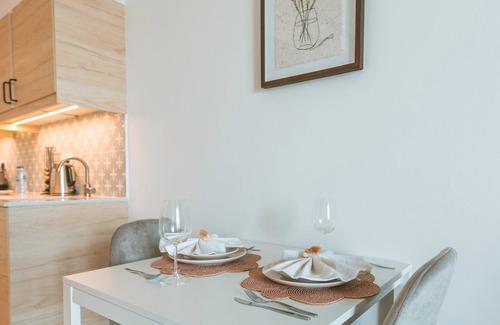 The Greens Apartamento | Cozy Studio with Balcony in The Greens