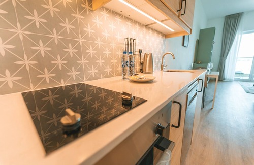The Greens Apartamento | Cozy Studio with Balcony in The Greens