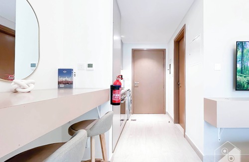 Jadaf Apartamento | Cozy Studio with Balcony & Stunning Views