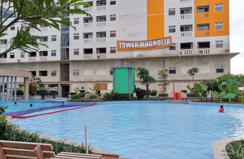 Rawasari Apartamento | Cozy Studio with Direct Access to Mall at Green Pramuka Apartment