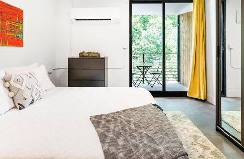 Virginia Highland Apartamento | Cozy Studio with Queen Bed, City Walkable!