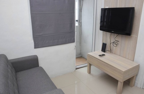 Rawasari Apartamento | Cozy Style 2BR at Green Pramuka City Apartment