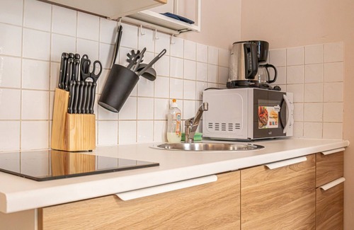 Neulerchenfeld Apartamento | Cozy & Stylish 1-BR Studio Retreat-Perfect Getaway