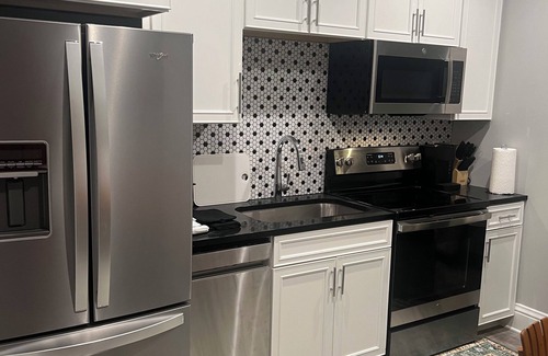 Pascagoula Apartamento | Cozy Stylish Executive Studio, Great Downtown Pascagoula Location