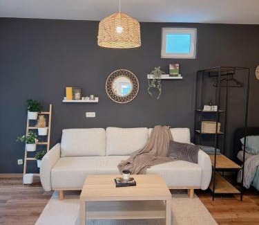 Nied Apartamento | Cozy & stylish flat in Frankfurt, easy access to Messe & city centre